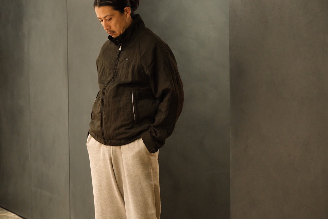 Massimo osti studio / TECH WO BOMBER / OW SHORT JACKET IN LANA TECNICA / TURKISH COFFEE