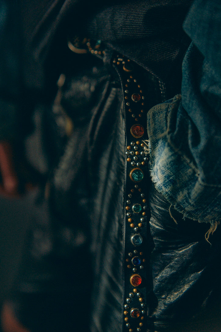 GOOD KARMA DEVELOPMENT / Narrow Studs Belt "ASHBURY" / BLACK.