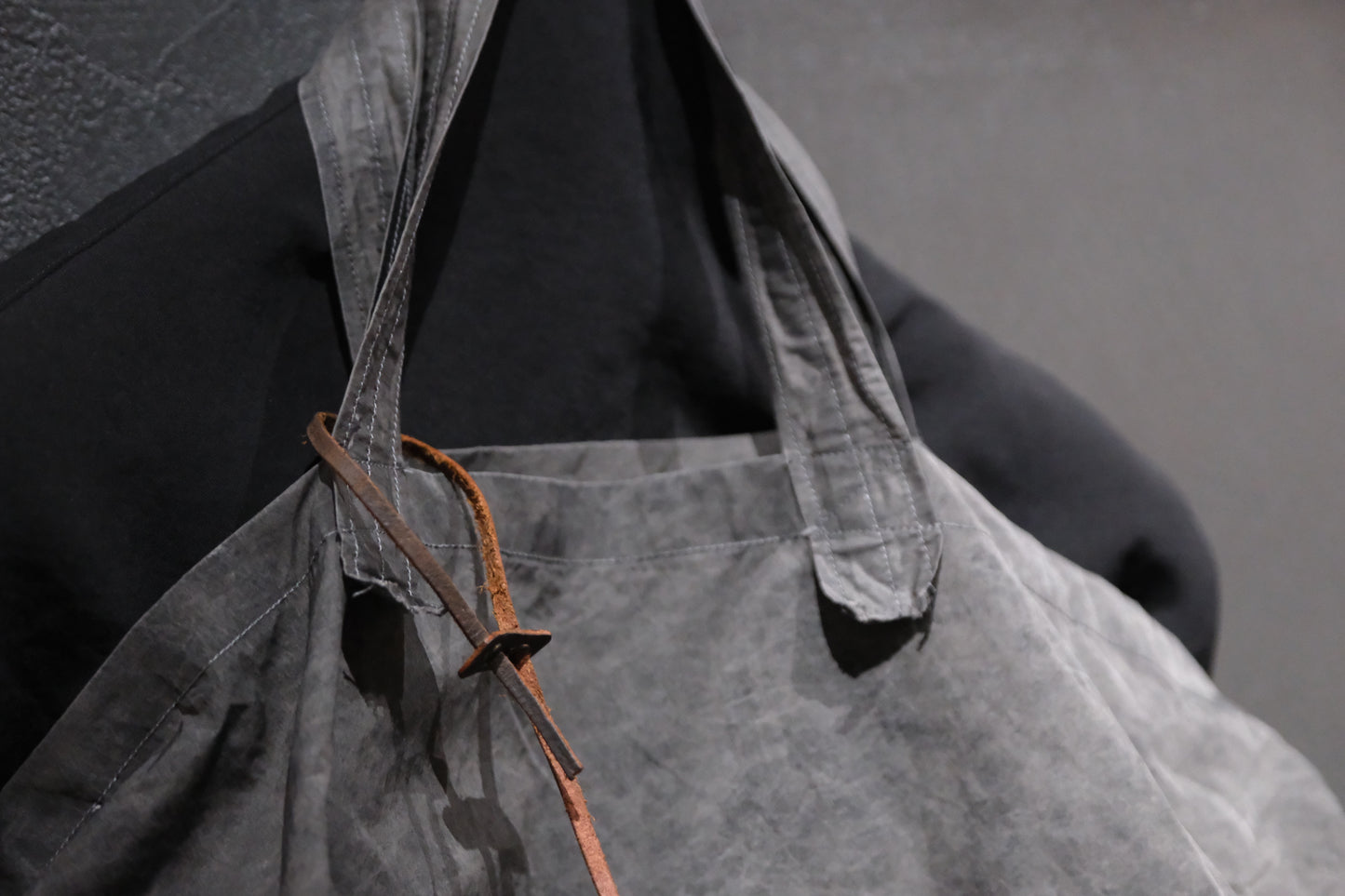 【受注商品】wright. / 2way bag Sumi ink dyed