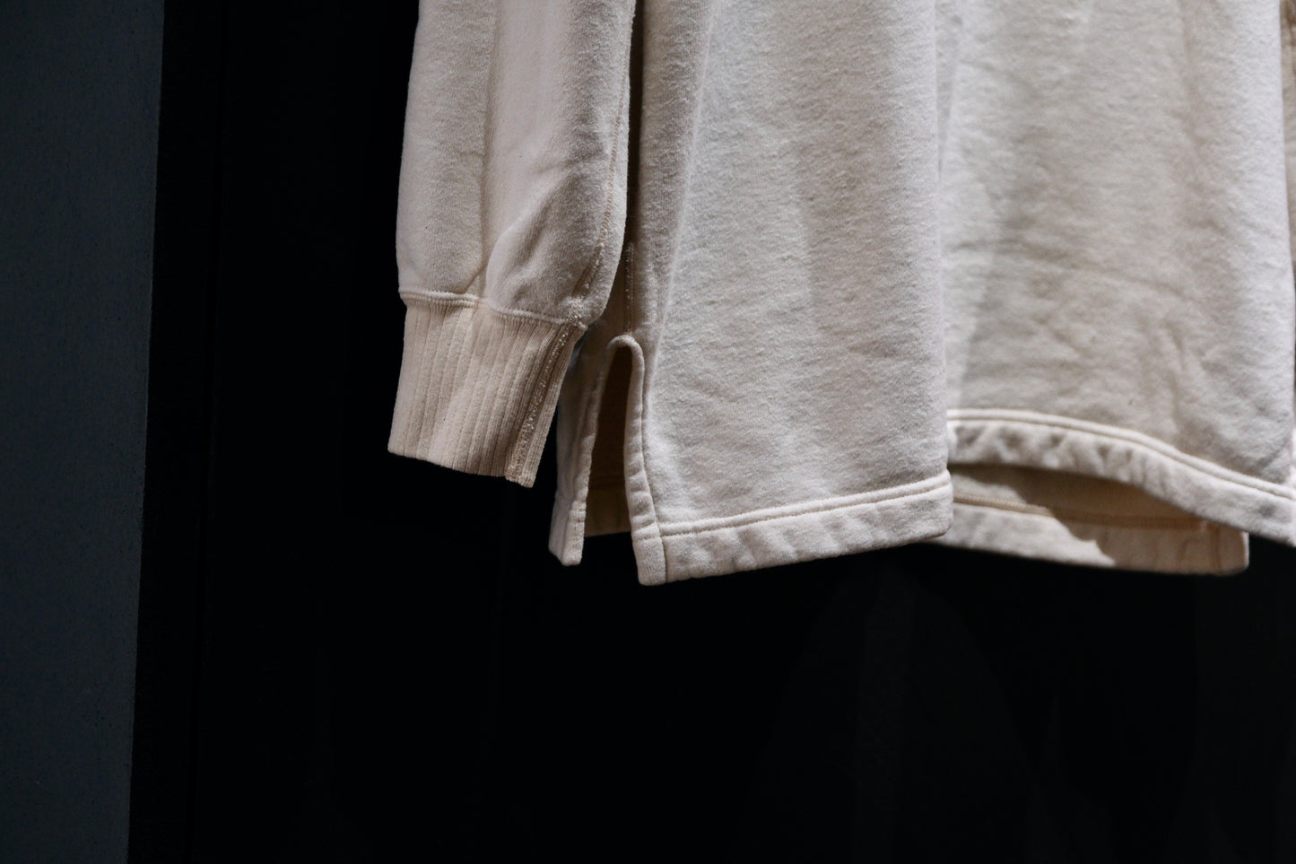 Special In Ordinary / HUN Pile High-Neck Long Sleeve / RAW (生成り)