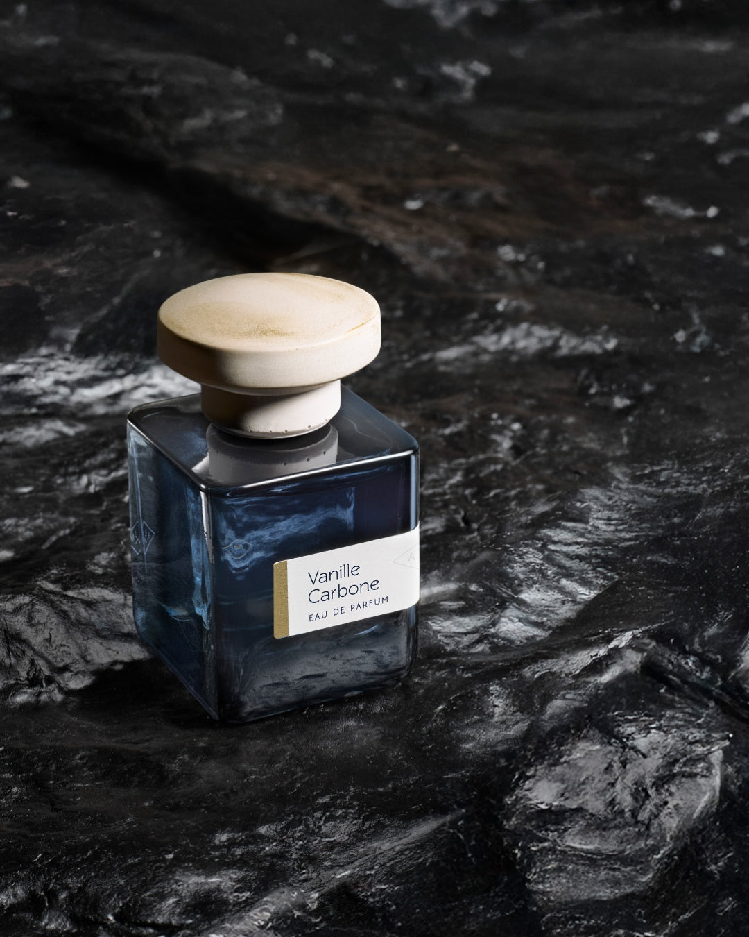 ATELIER MATERI / VANILLE CARBONE