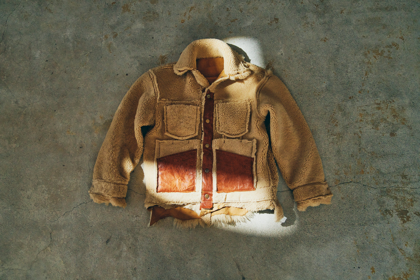 GOOD KARMA DEVELOPMENT /  MOUTON TRUCKER JACKET "LUKE" / (Brown)