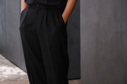 nonnotte/Draping One-Tuck Tapered Trousers/Drape Doeskin Cloth
