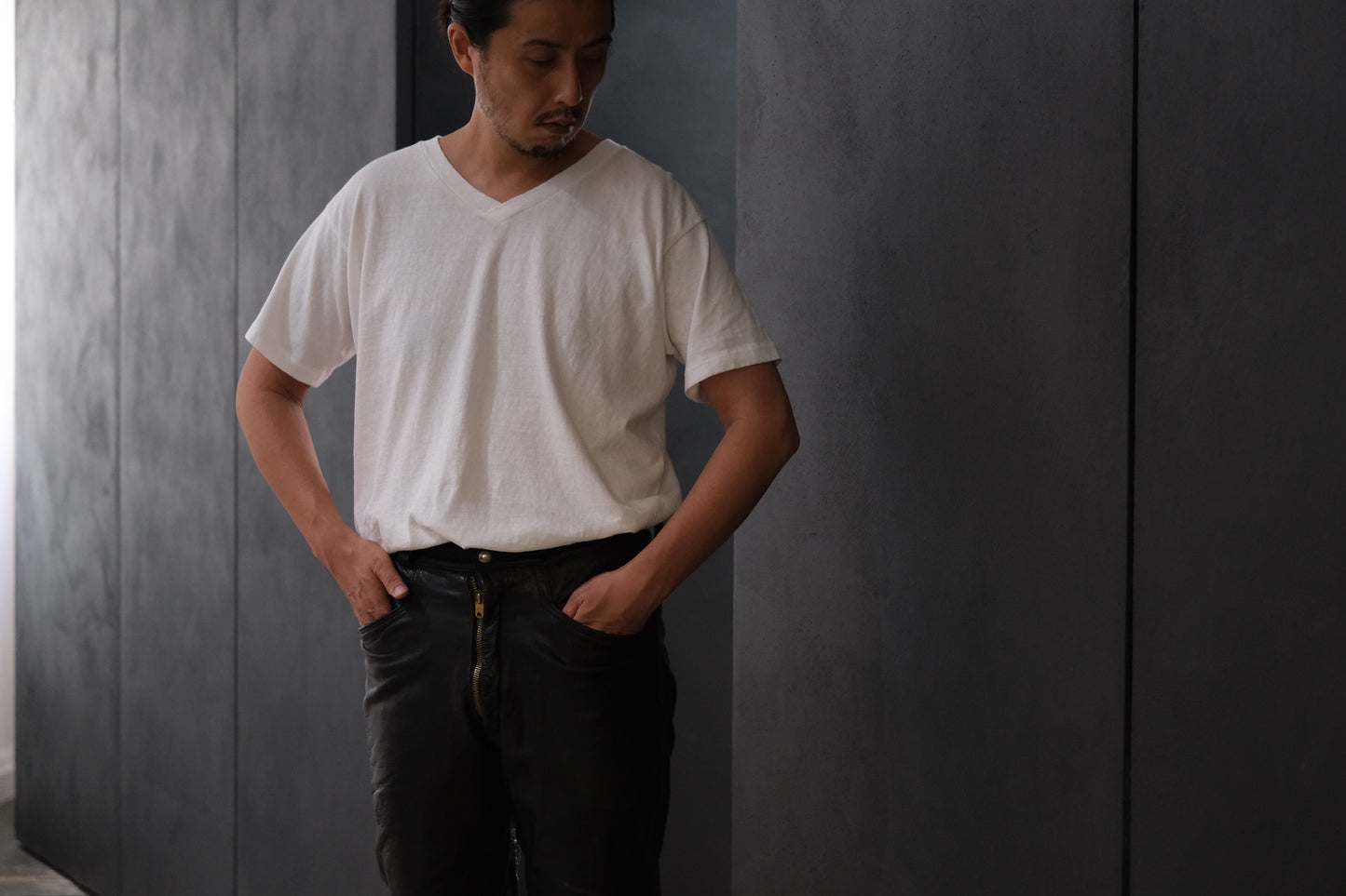 Special In Ordinary / 04 R.A.F. V-Neck Tee/ PLASTER
