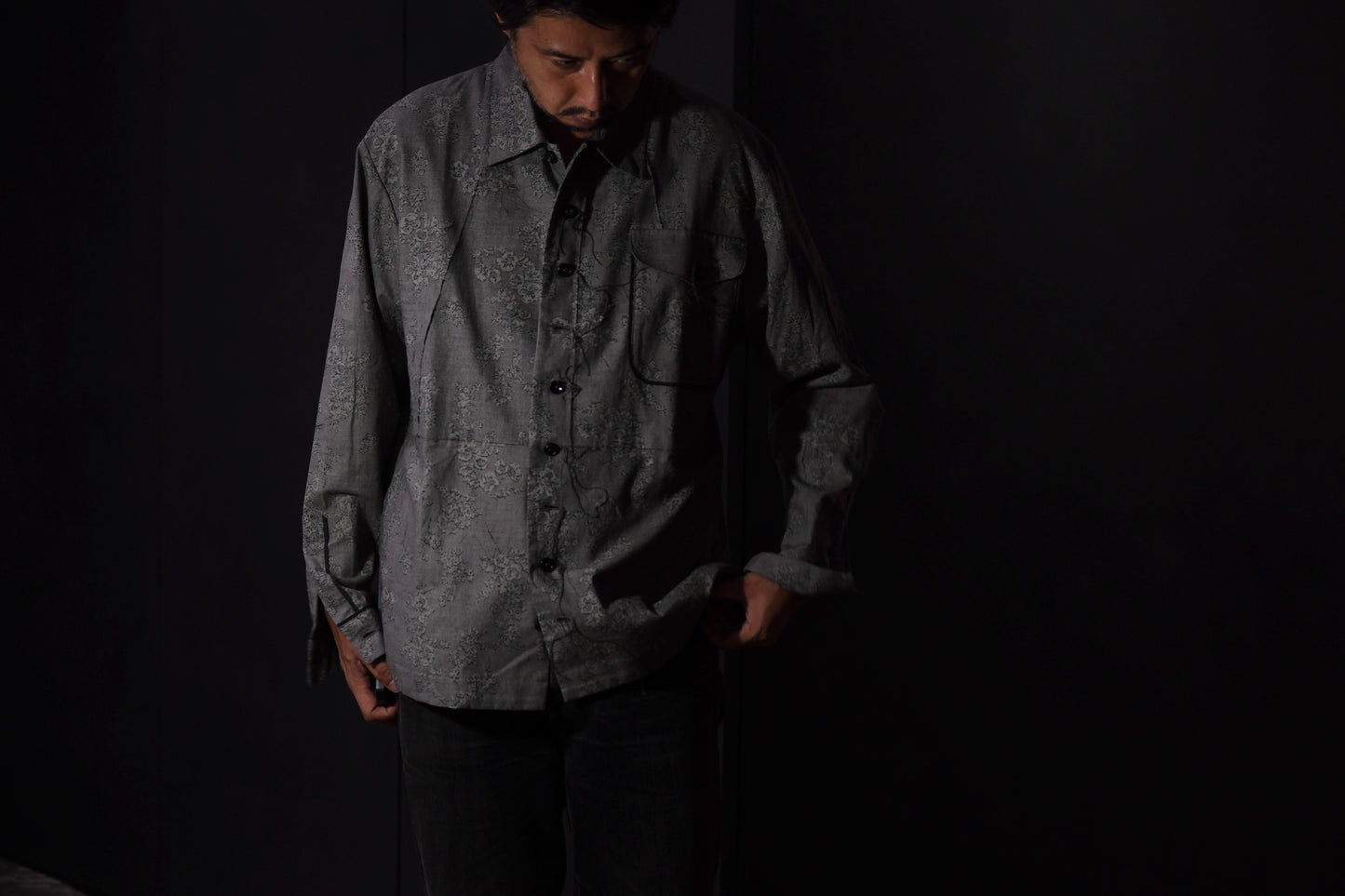 A TENTATIVE ATELIER /  Michael P. / FLOWER SHIRTS  RAW STITCHES WORKER SHIRT