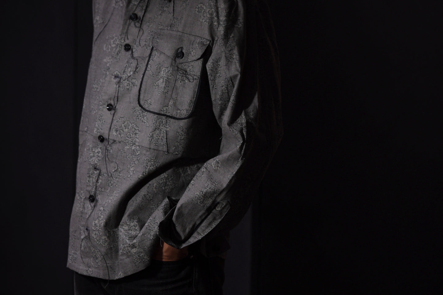 A TENTATIVE ATELIER /  Michael P. / FLOWER SHIRTS  RAW STITCHES WORKER SHIRT