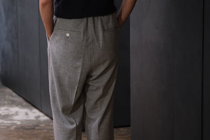 nonnotte/Elastic In-Tuck Wide Tapered Trousers/Super 120’s Air Inlay Melton