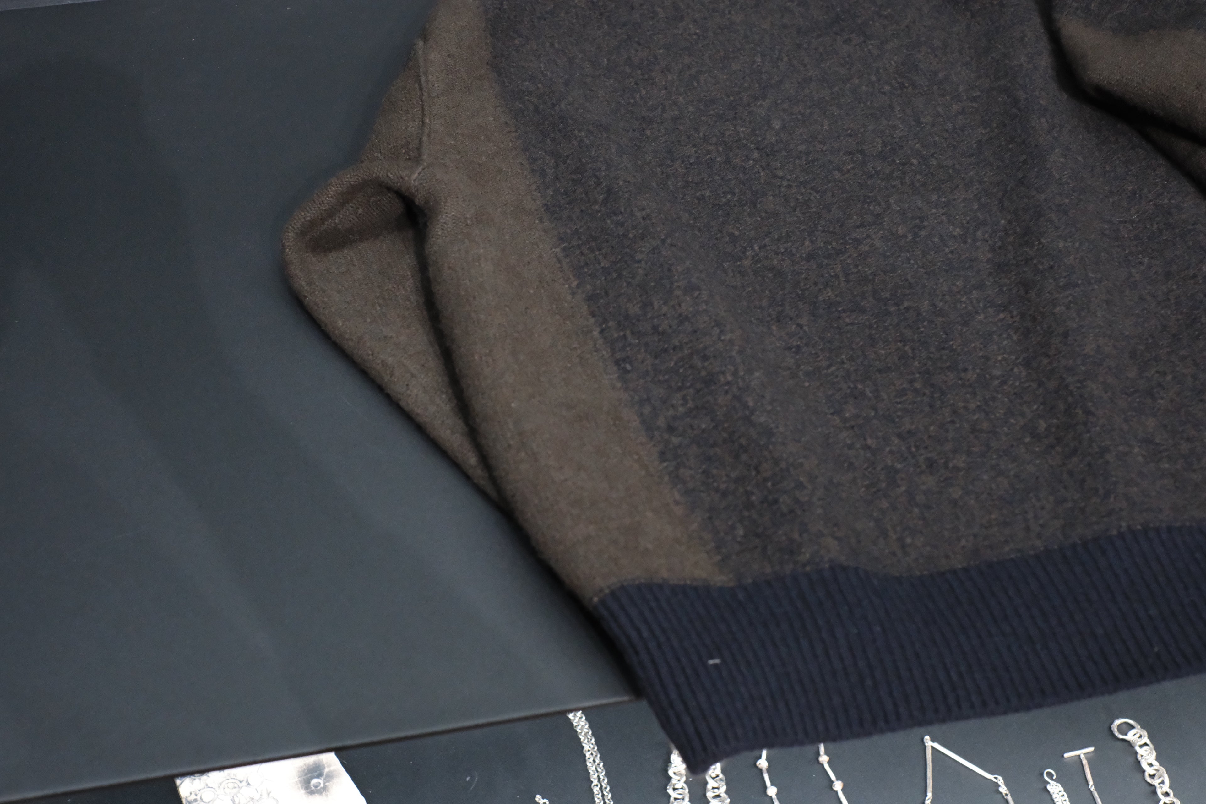 Slope slow /BICOLOR CREWNECK SWEATER