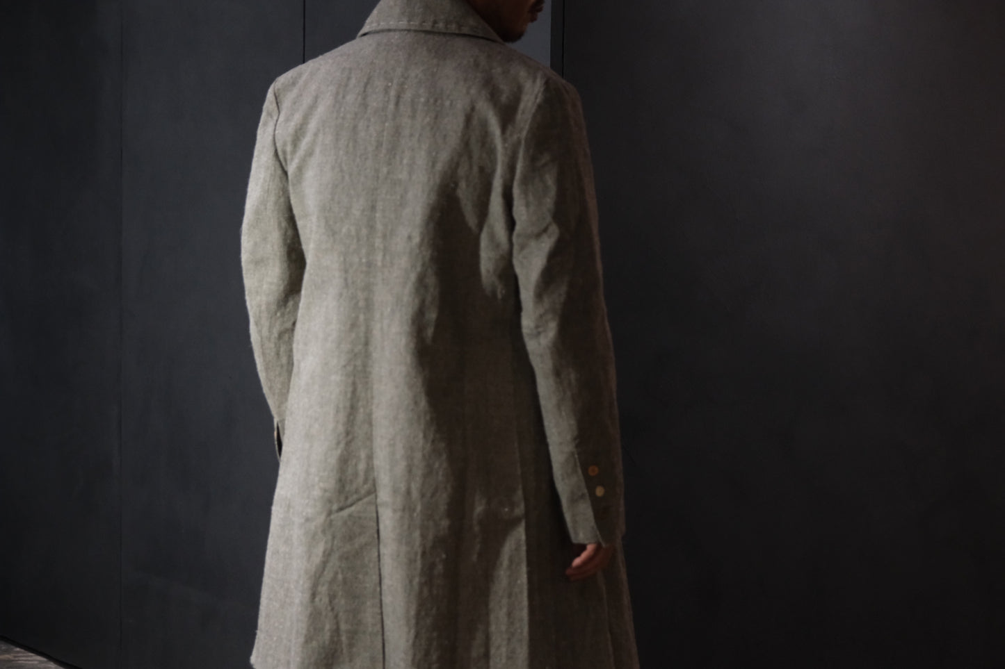 A TENTATIVE ATELIER /  Mattheus  /  DOUBLE BREAST TAILORED COAT