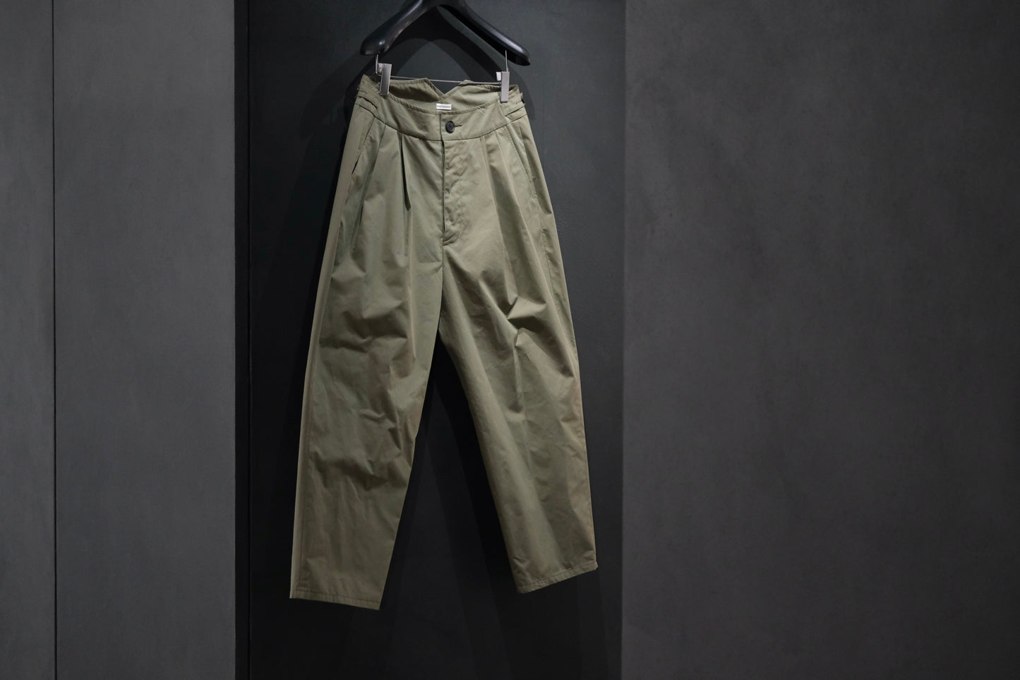 POSTELEGANT/ High Count Cotton Trousers