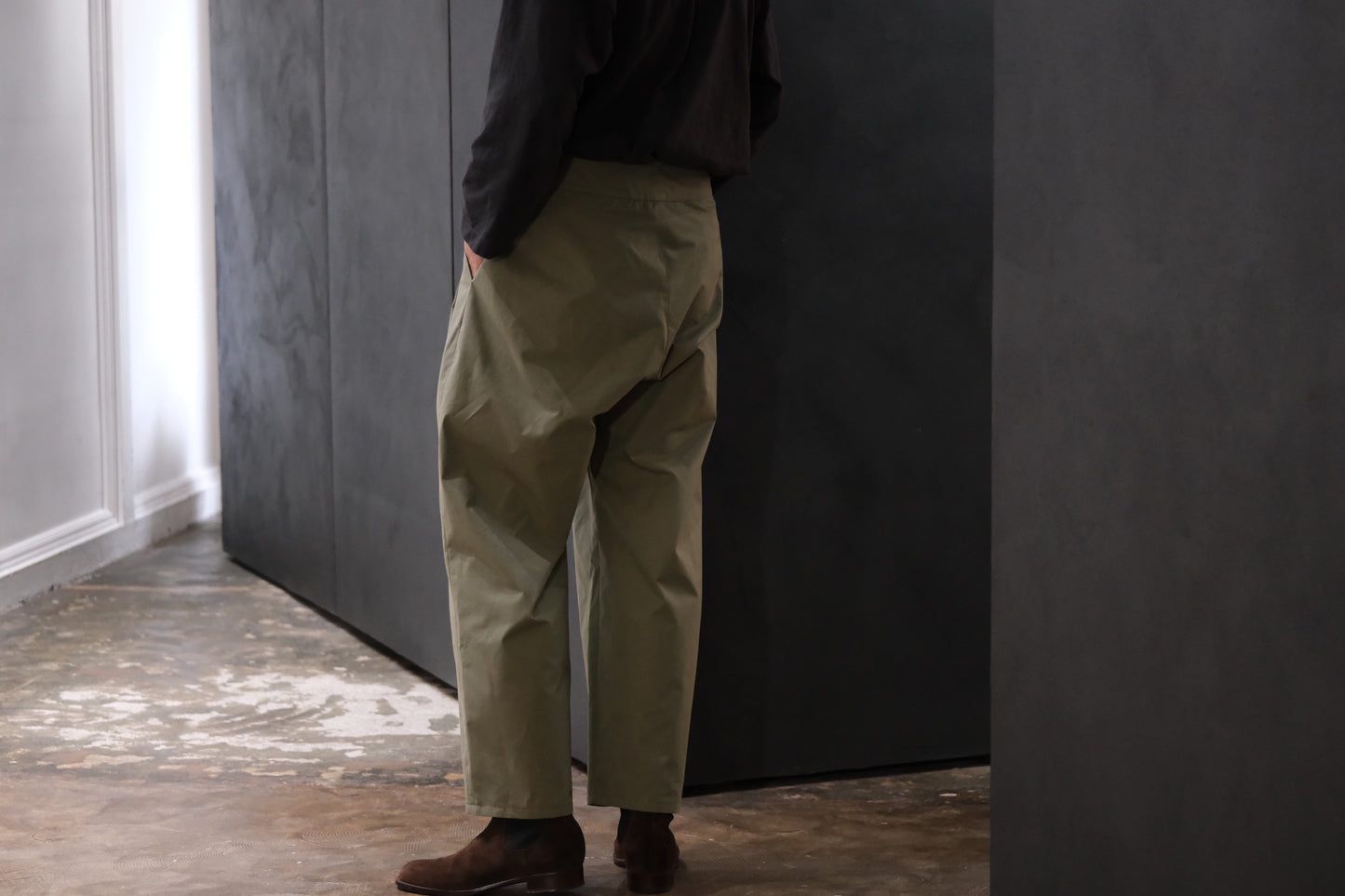 POSTELEGANT/ High Count Cotton Trousers