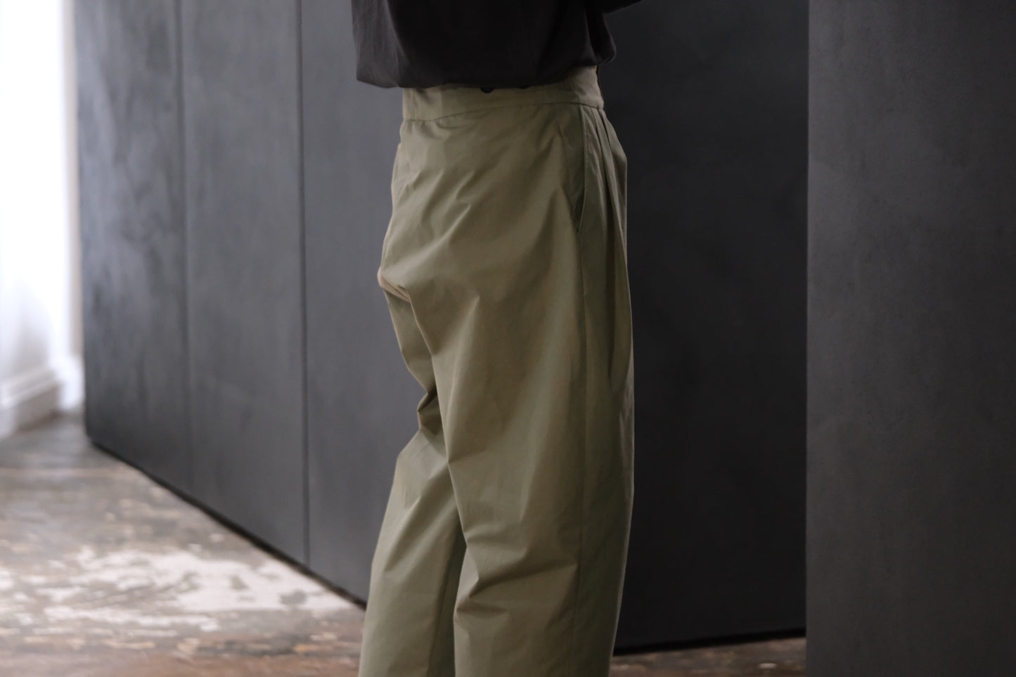 POSTELEGANT/ High Count Cotton Trousers