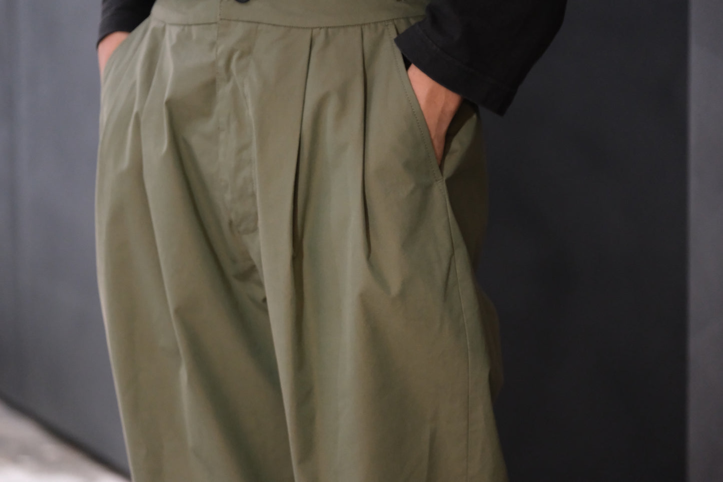 POSTELEGANT/ High Count Cotton Trousers