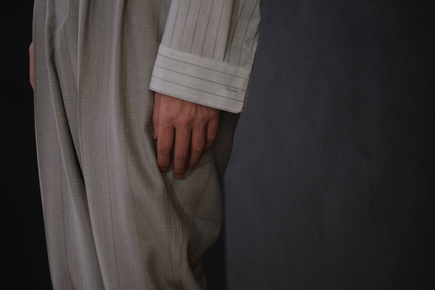 nonnotte / 2-Tuck Wide Tapered Trousers /  Wool/Silk Ghost Plaid