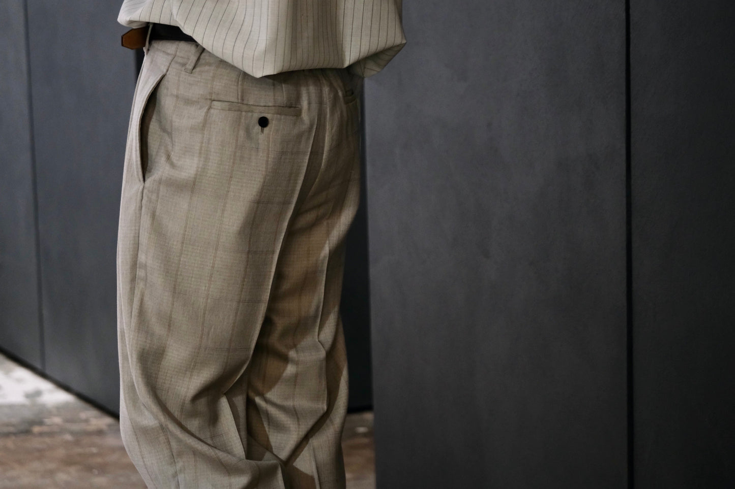 nonnotte / 2-Tuck Wide Tapered Trousers /  Wool/Silk Ghost Plaid