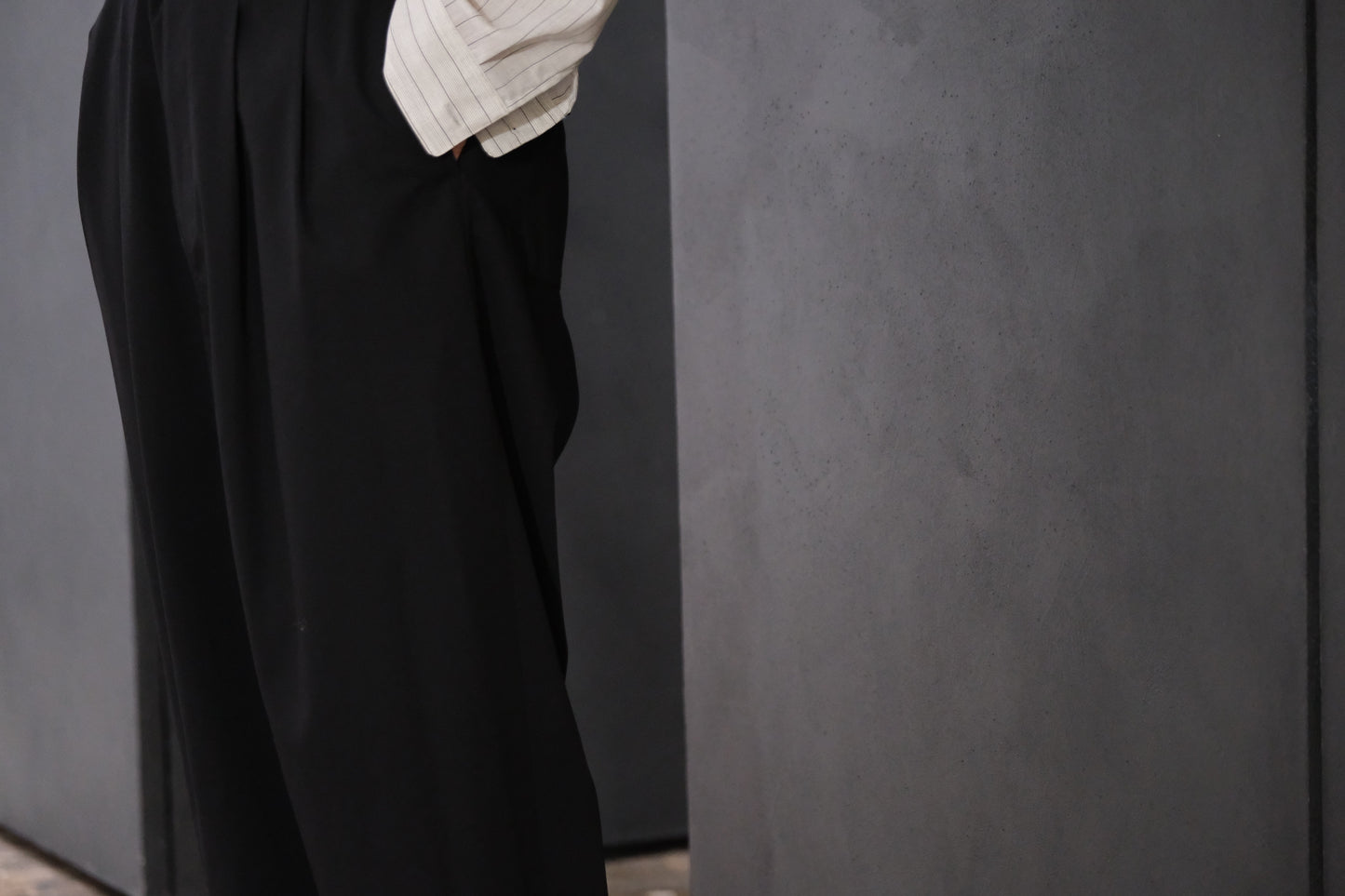 nonnotte / 2-Tuck Draw Cord Wide Trousers /  Eau de Tailleur