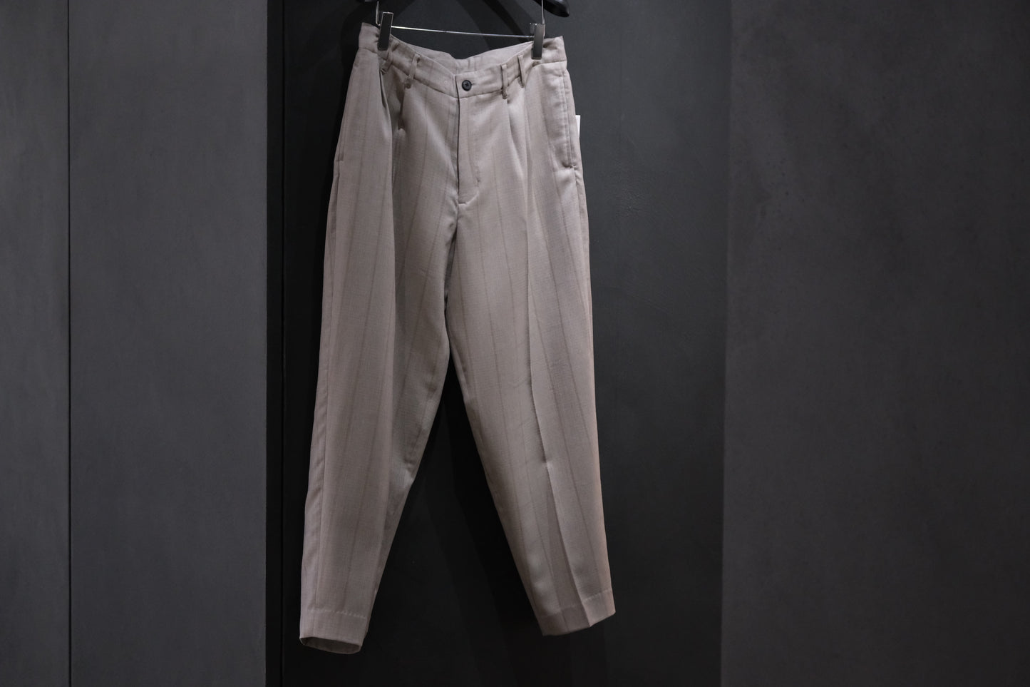 nonnotte / 2-Tuck Wide Tapered Trousers /  Wool/Silk Ghost Plaid