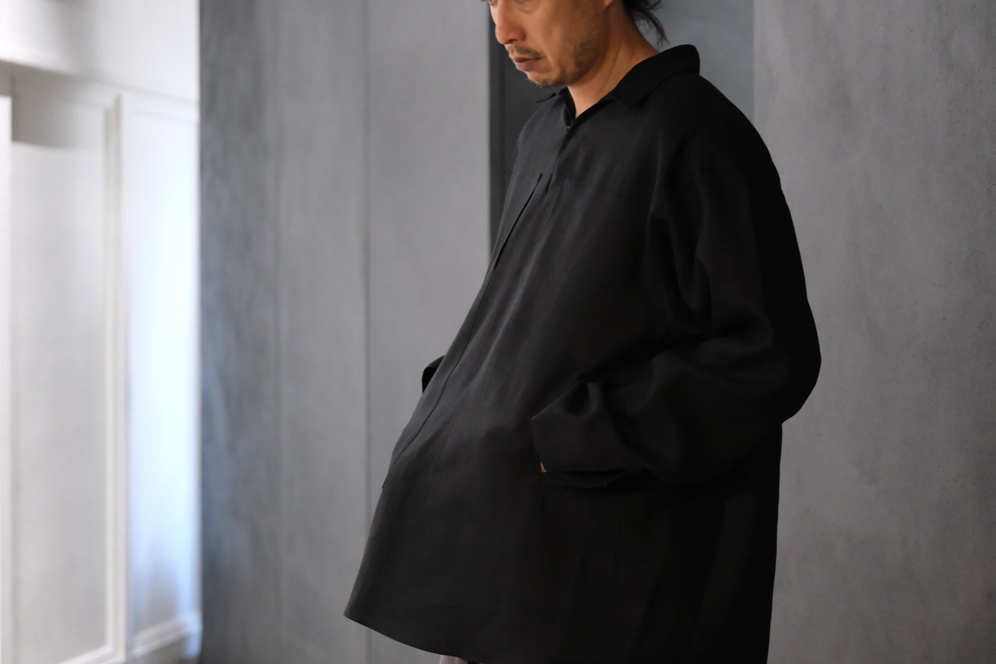 POSTELEGANT/ Linen Gathered Pull-Over Shirt/Black