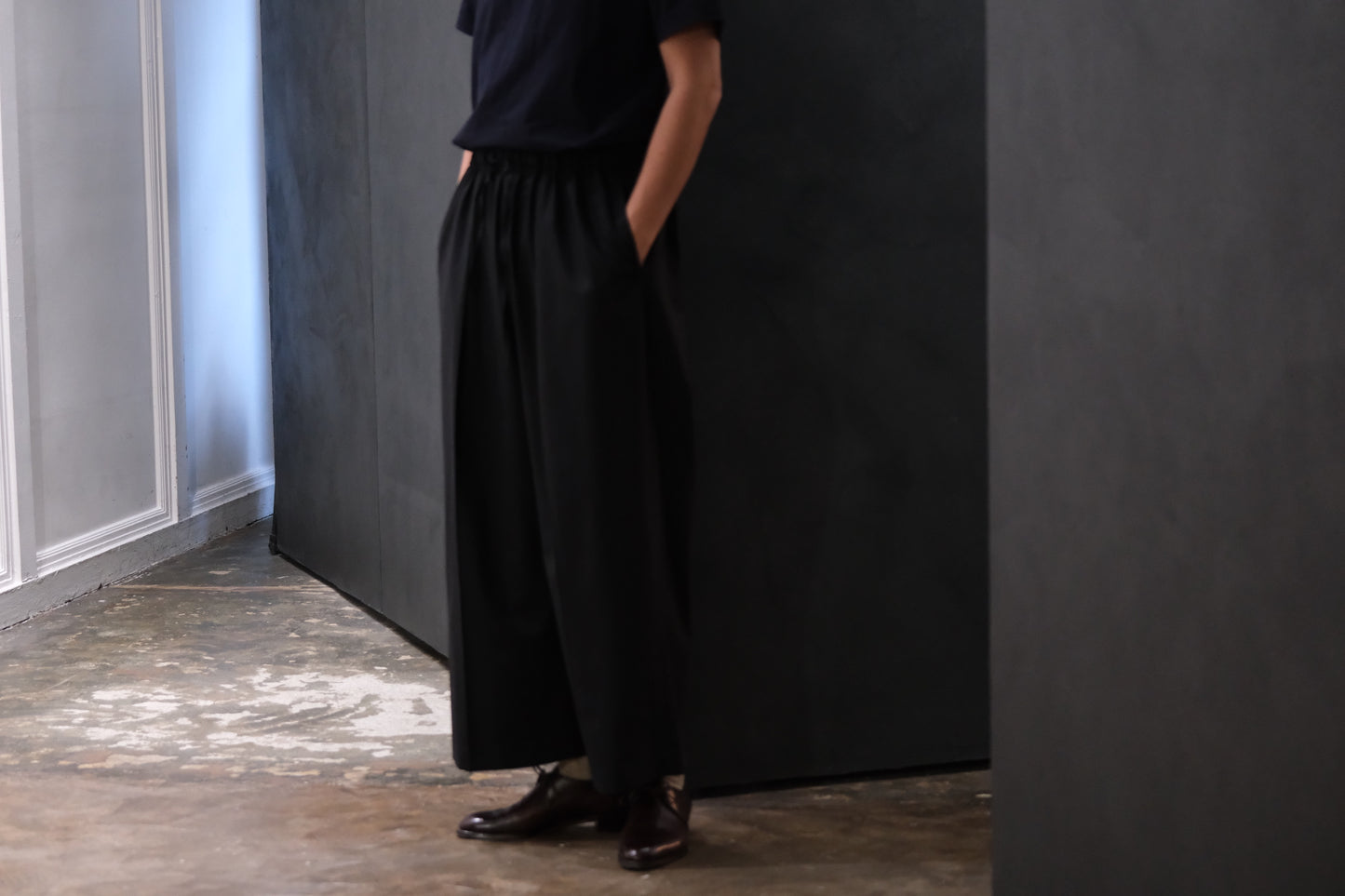 POSTELEGANT/ Wool Extra Wide Trousers