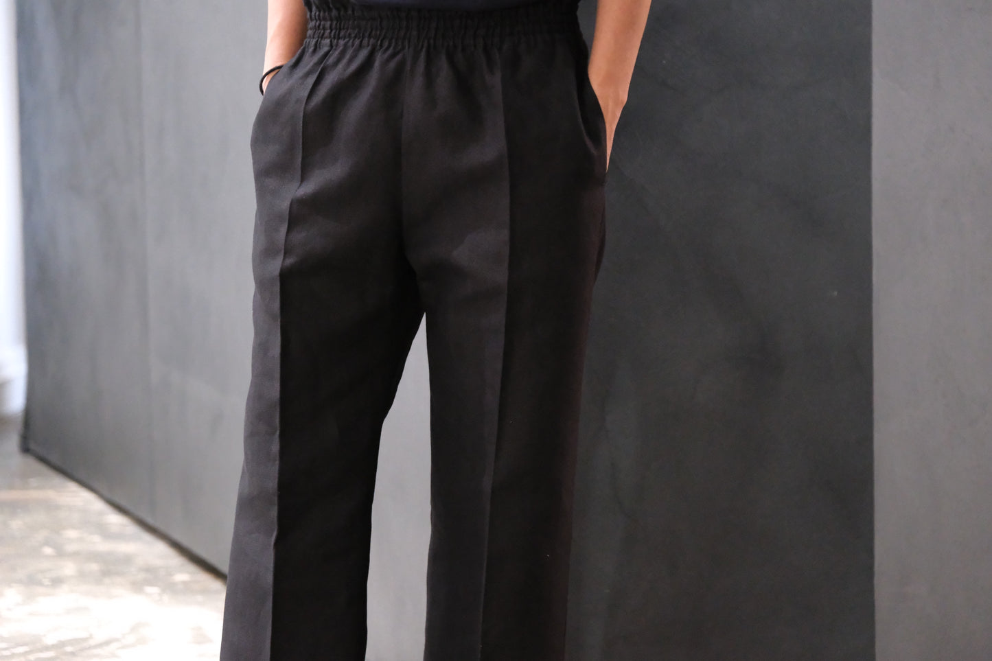 POSTELEGANT/ Washi Paper Rever Trousers