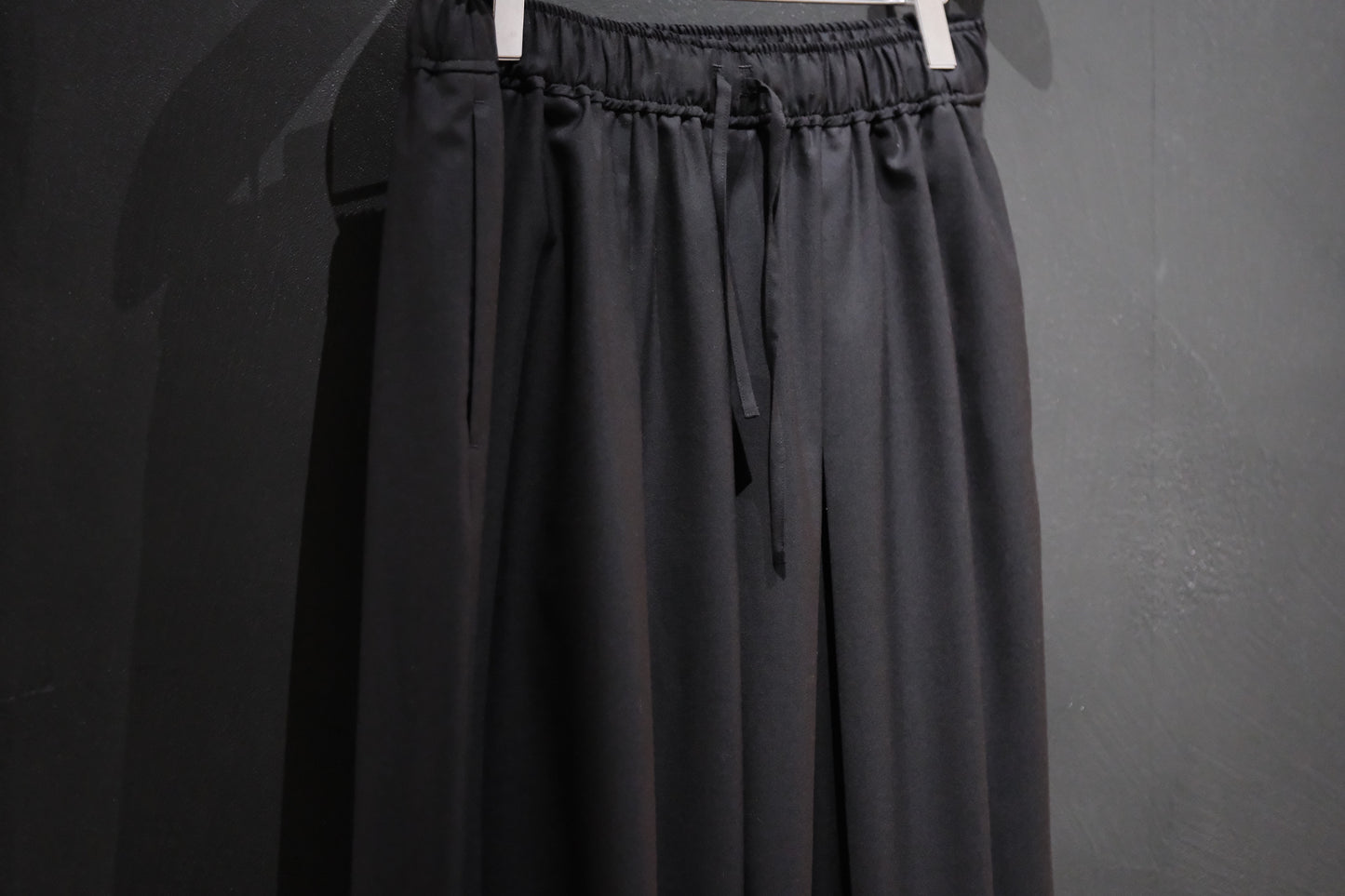 POSTELEGANT/ Wool Extra Wide Trousers