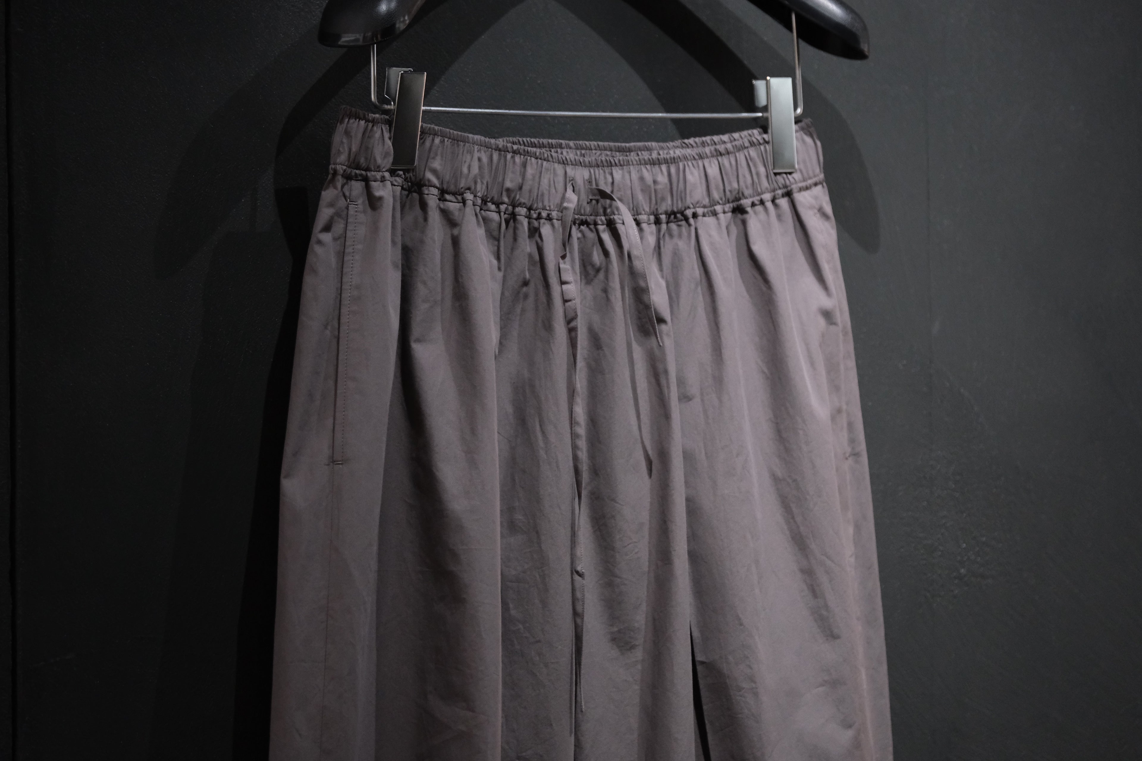 POSTELEGANT/ High Count Cotton Extra Wide Trousers – Lister