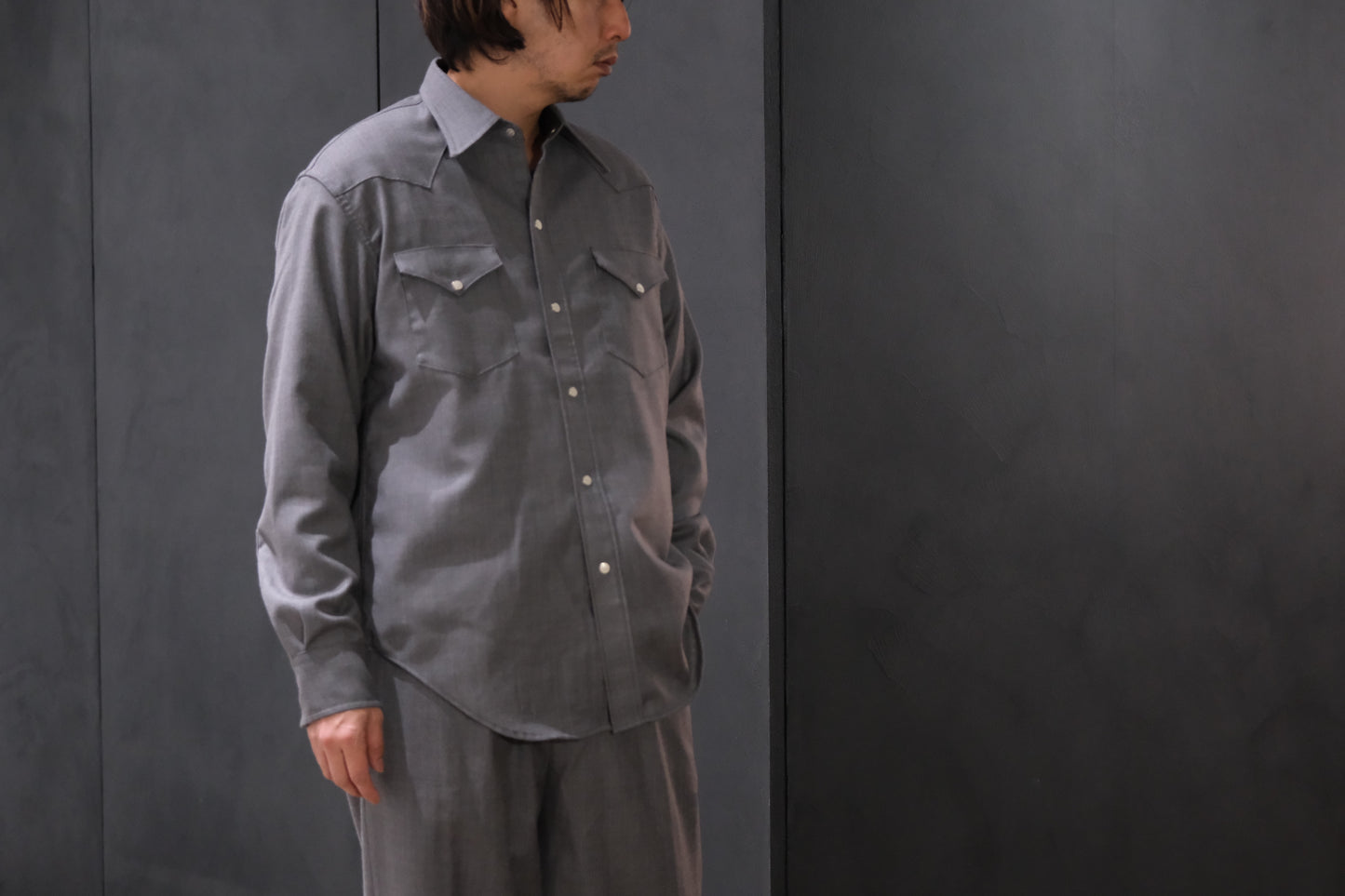 2026AW受注商品/COHERENCE/ABIQUIU/ROVER WOOL TWILL/GREY NAILHEAD