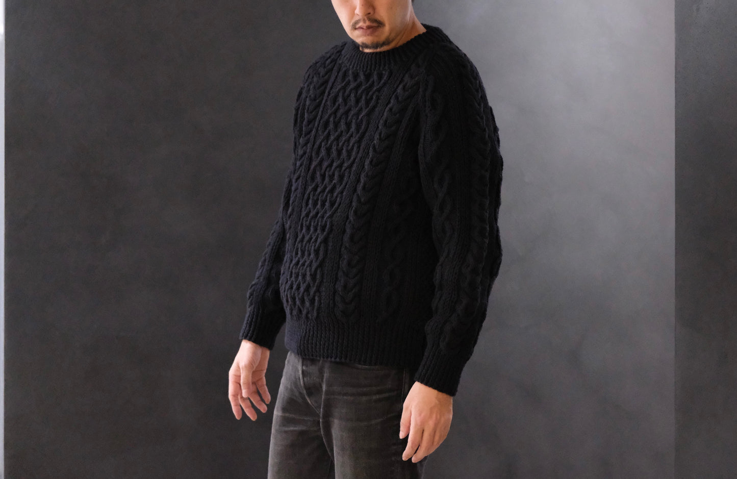 ALLEVOL /CABLE KNIT CREW 1A