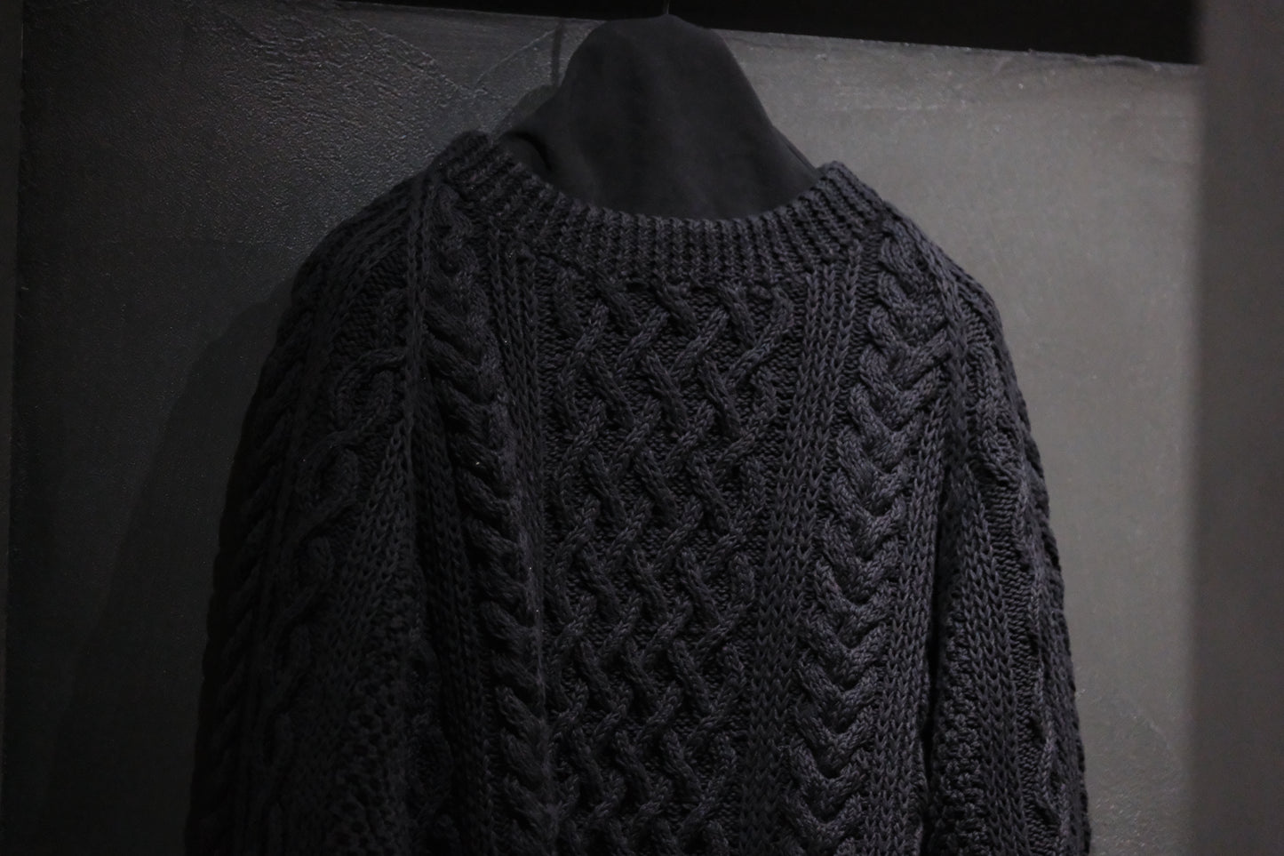 ALLEVOL /CABLE KNIT CREW 1A