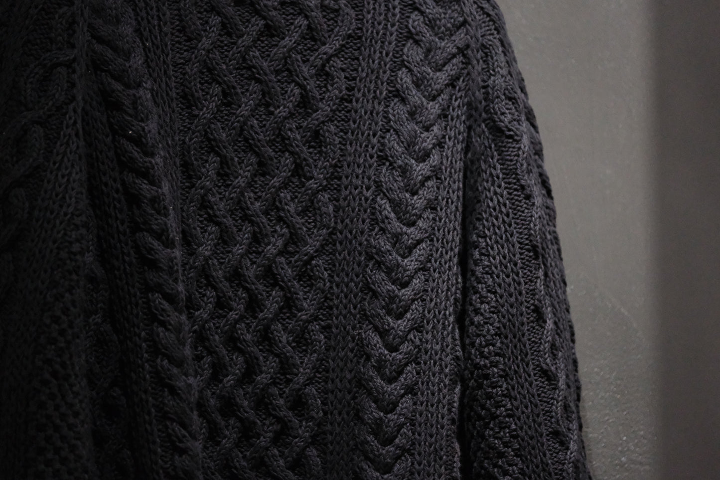 ALLEVOL /CABLE KNIT CREW 1A