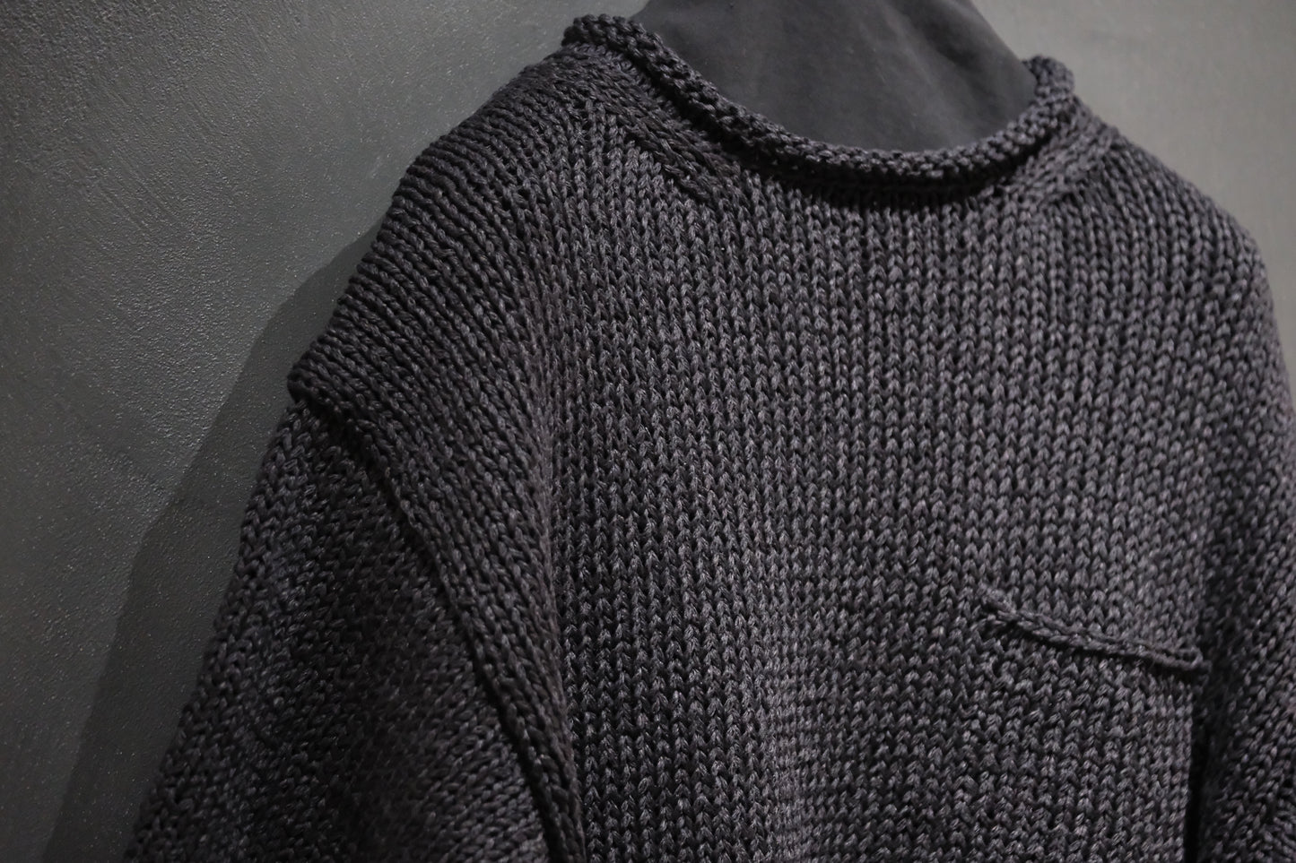 POSTELEGANT / Washi Paper Cotton Hand Knit Pull-Over / Black