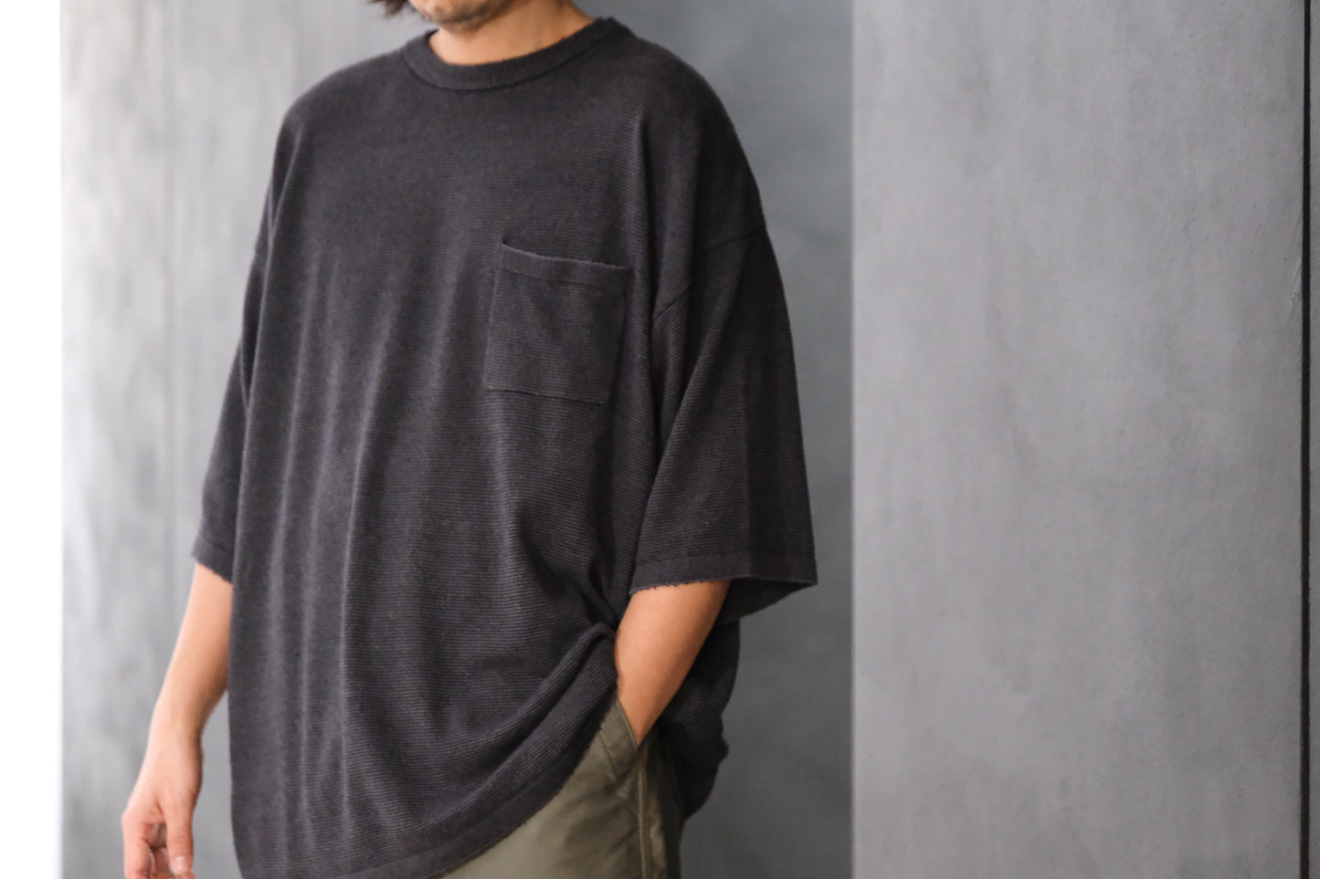 SANMONT　/  26s_SKA0103  Silk Knit Crew Neck Tee /  Chacoal