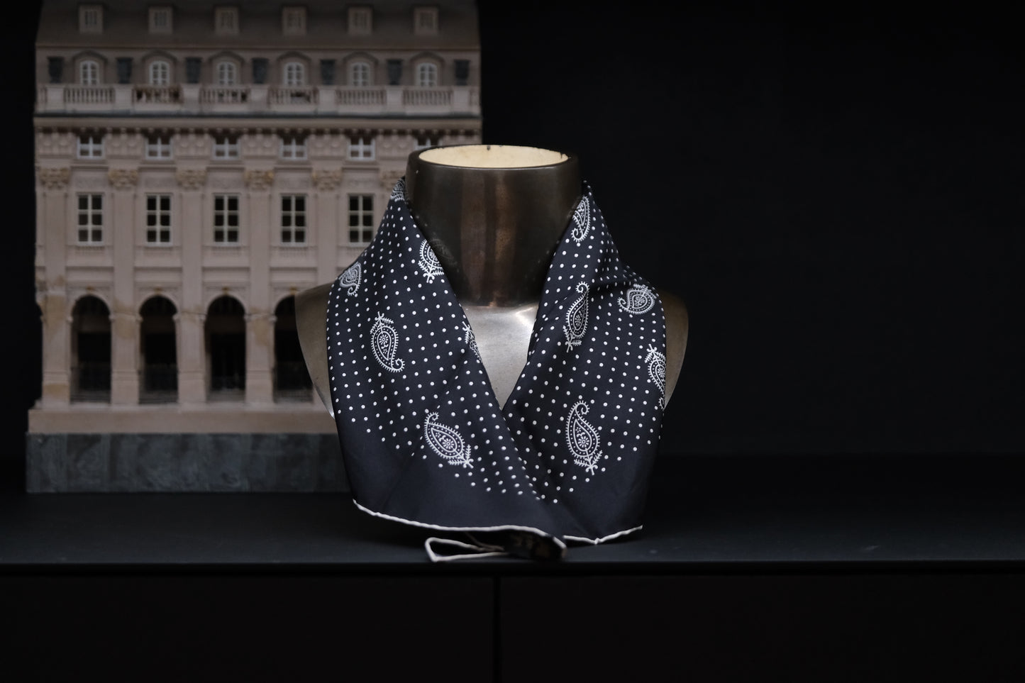 Atto Vannucci/Exclusive/Silk Bandana  Art.92201 /