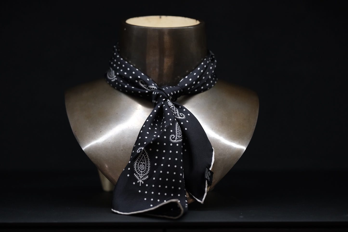 Atto Vannucci/Exclusive/Silk Bandana  Art.92201 /