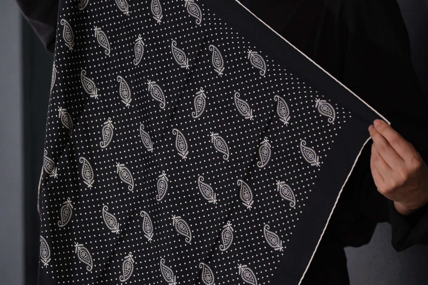 Atto Vannucci/Exclusive/Silk Bandana  Art.92201 /