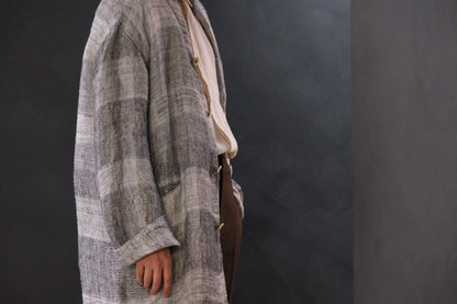 Isabella Stefanelli / (XVI)_Pablo Coat / Fabric 35_E “ On Ecru “ Hand Woven