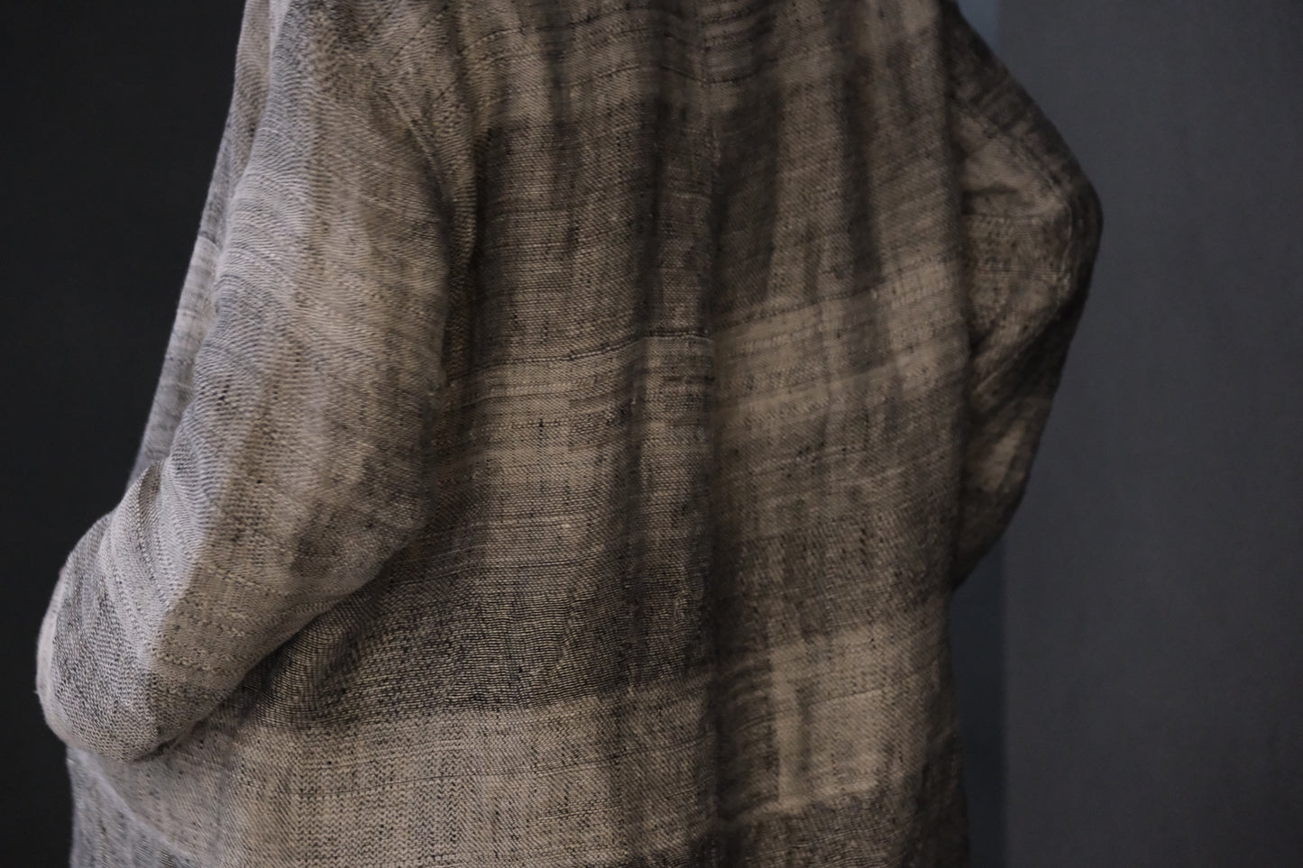 Isabella Stefanelli / (XVI)_Pablo Coat / Fabric 35_E “ On Ecru “ Hand Woven