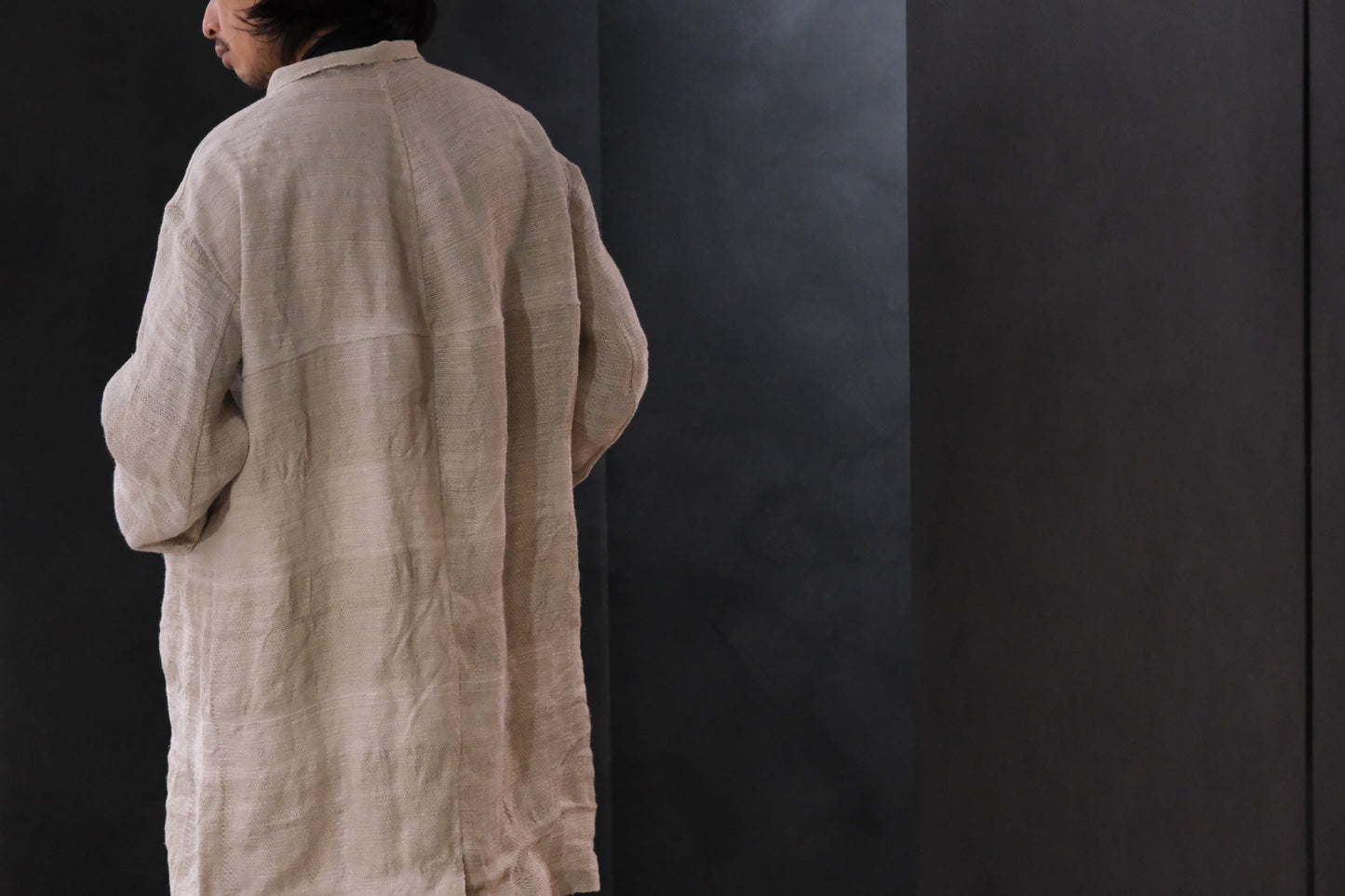Isabella Stefanelli / (XVI)_James Coat  /  Fabric 34_E “ Lino Tales” Hand Woven