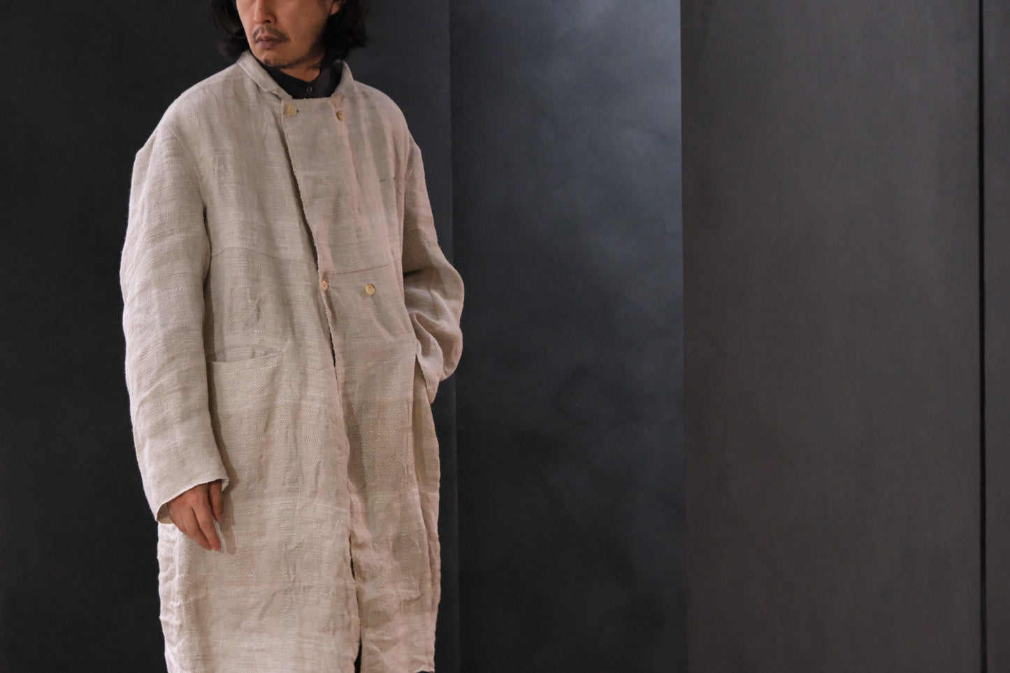 Isabella Stefanelli / (XVI)_James Coat  /  Fabric 34_E “ Lino Tales” Hand Woven