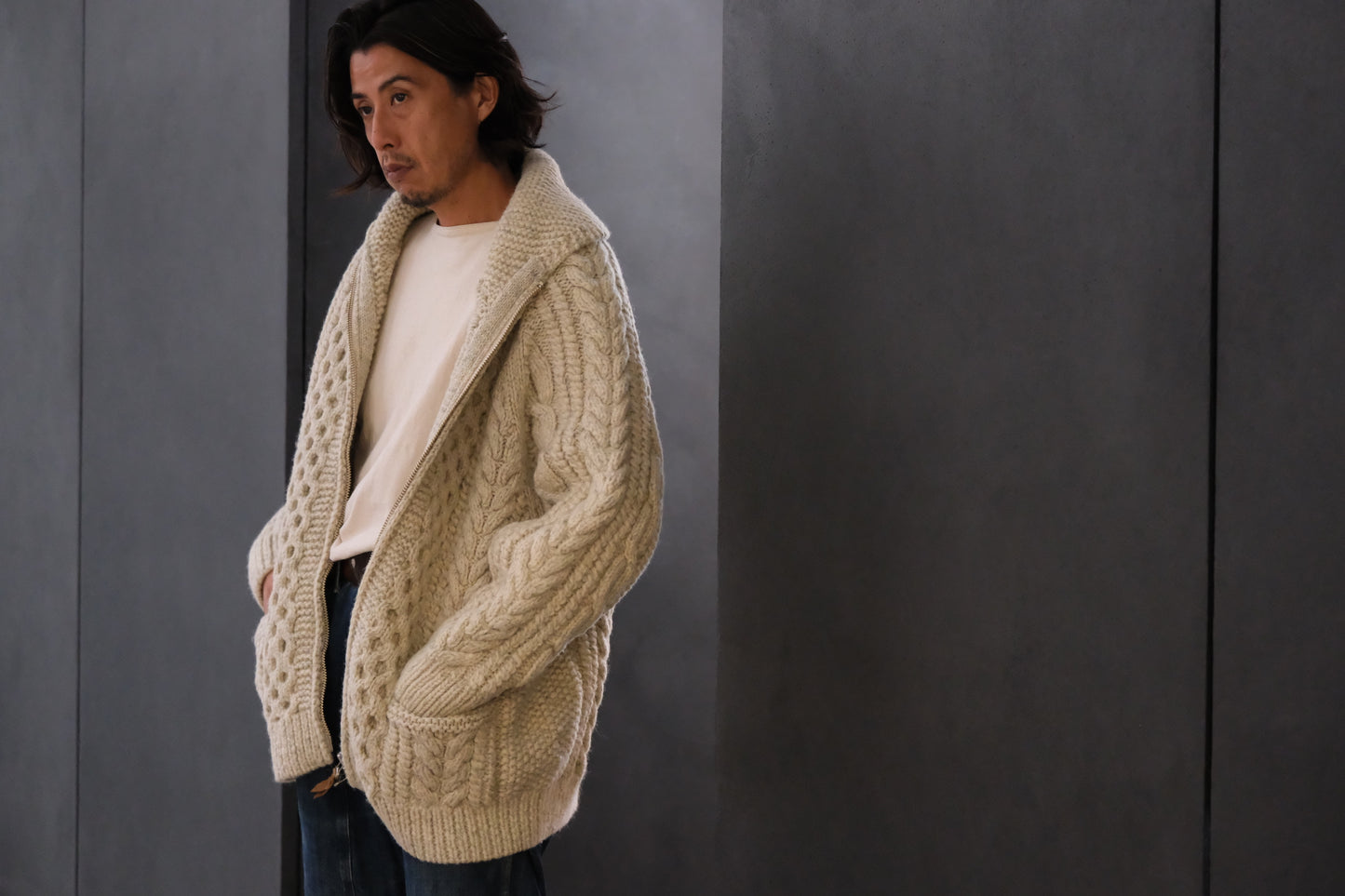 Slopeslow / Jamieson’s Shetland wool/Hand Knitting Cowichan sweater