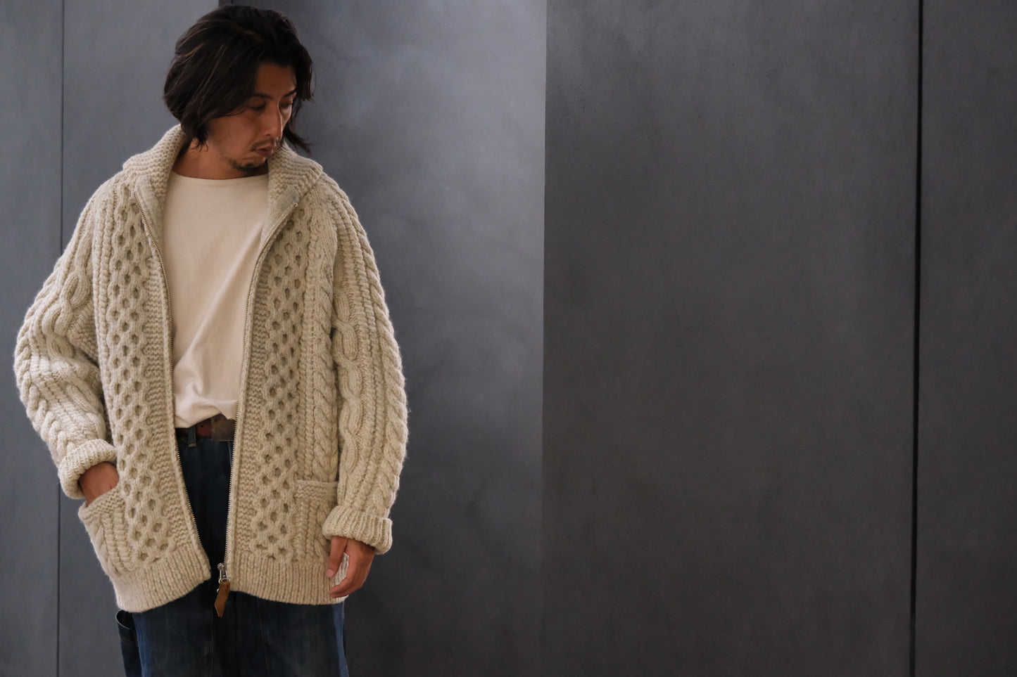 Slopeslow / Jamieson’s Shetland wool/Hand Knitting Cowichan sweater