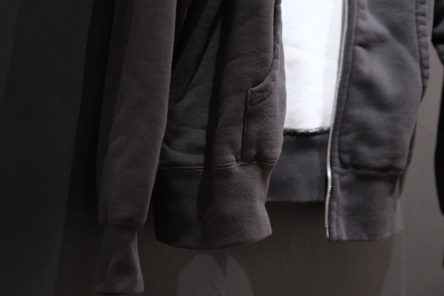 WASEW / TWO FACE ZIP HOODIE (BLACK SUN)