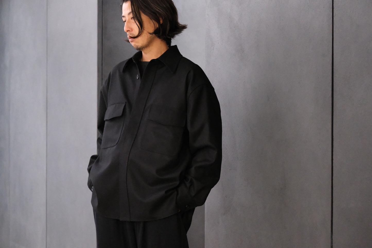 ANTOS/DOUBLE POCKET OVER SHIRT/BLACK