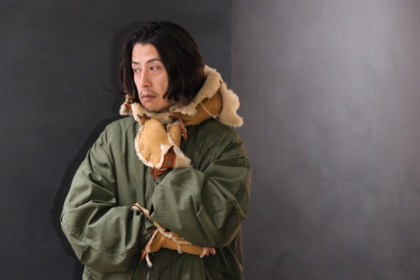 GOOD KARMA DEVELOPMENT /  Reversible  Mouton Gloves "WHIPPLE" / BROWN