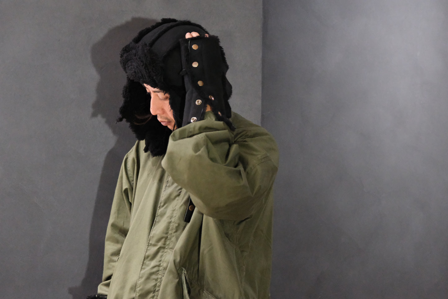 GOOD KARMA DEVELOPMENT /  MOUTON BOMBER CAP “MOORE” / BLACK