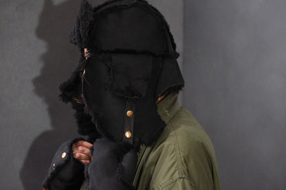 GOOD KARMA DEVELOPMENT /  MOUTON BOMBER CAP “MOORE” / BLACK