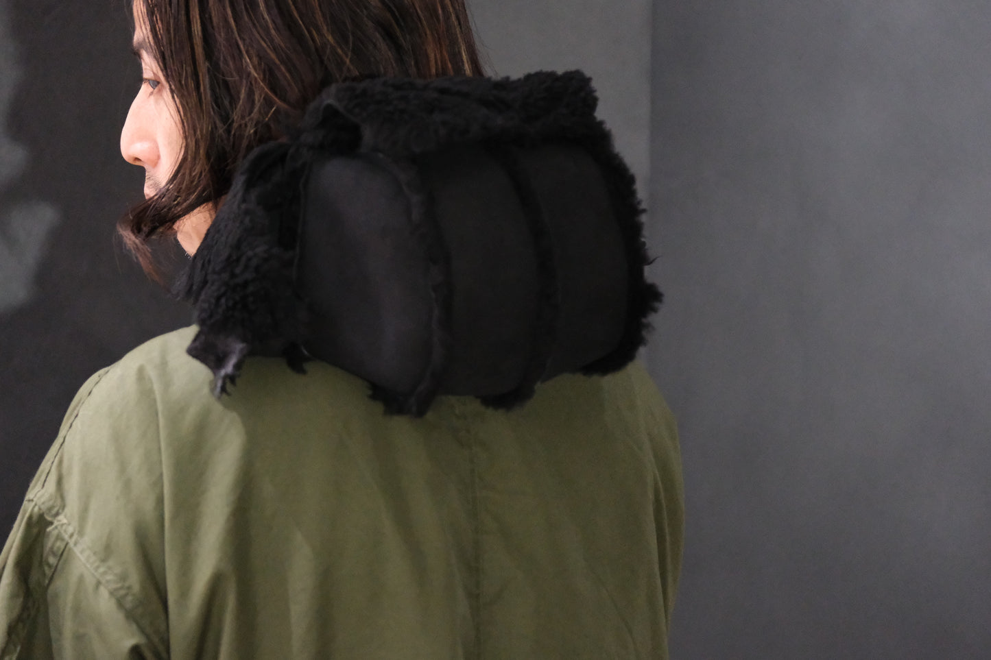 GOOD KARMA DEVELOPMENT /  MOUTON BOMBER CAP “MOORE” / BLACK