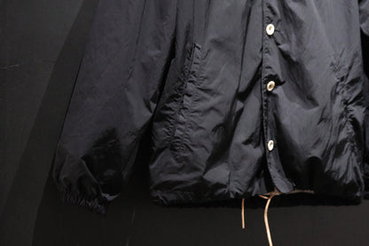 【受注商品】wright. / No-coller coach jacket (Hight density nylon taffeta coating / European vintage linen Sumi ink dye )
