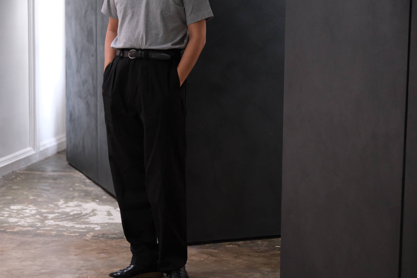 2027SS受注商品COHÉRENCE/NICOLAS/LINEN/COTTON CHEVRON/BLACK