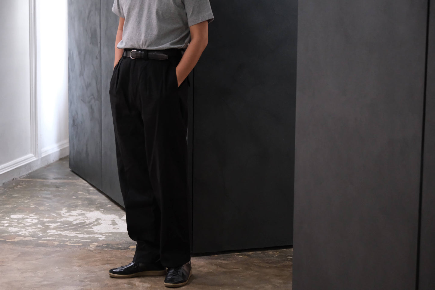 2027SS受注商品COHÉRENCE/NICOLAS/LINEN/COTTON CHEVRON/BLACK